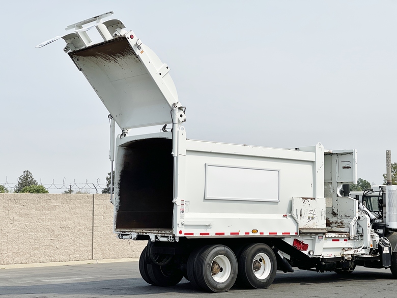 2008 Heil MultiTask SL 30 YD Side Loader Body & Arm