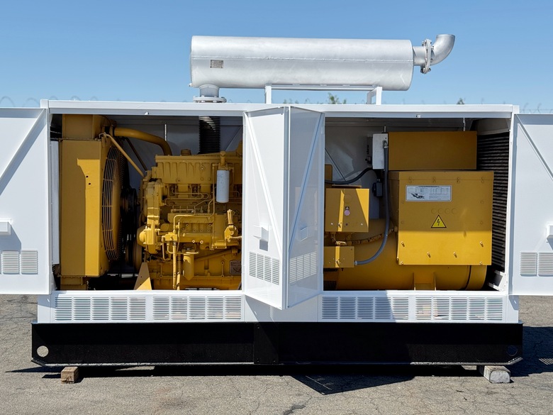 Caterpillar SR4 300kW Diesel Generator