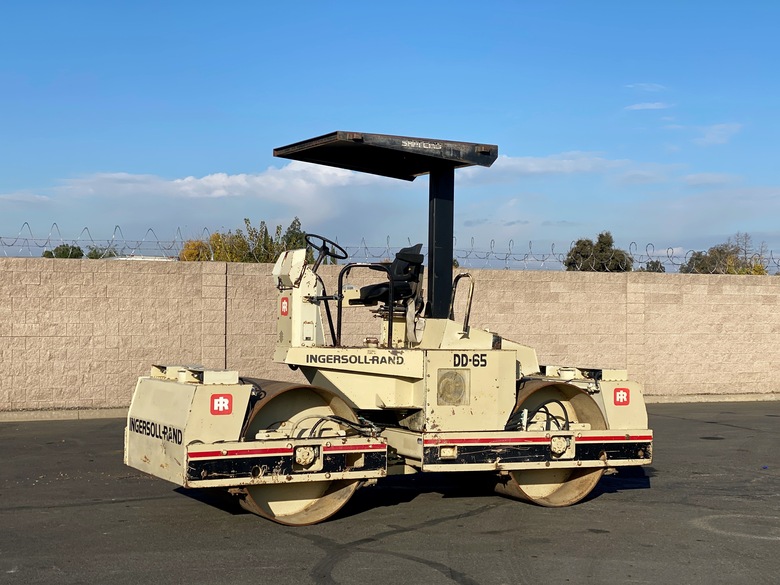 1991 Ingersoll Rand DD65 Double Drum Vibratory Roller