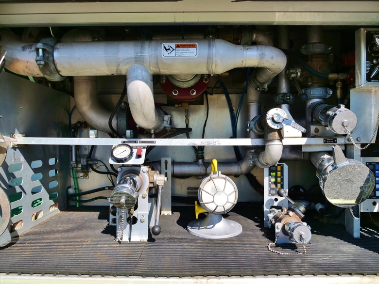 1997 Oshkosh T-1500 4x4 ARFF Aircraft Rescue Truck