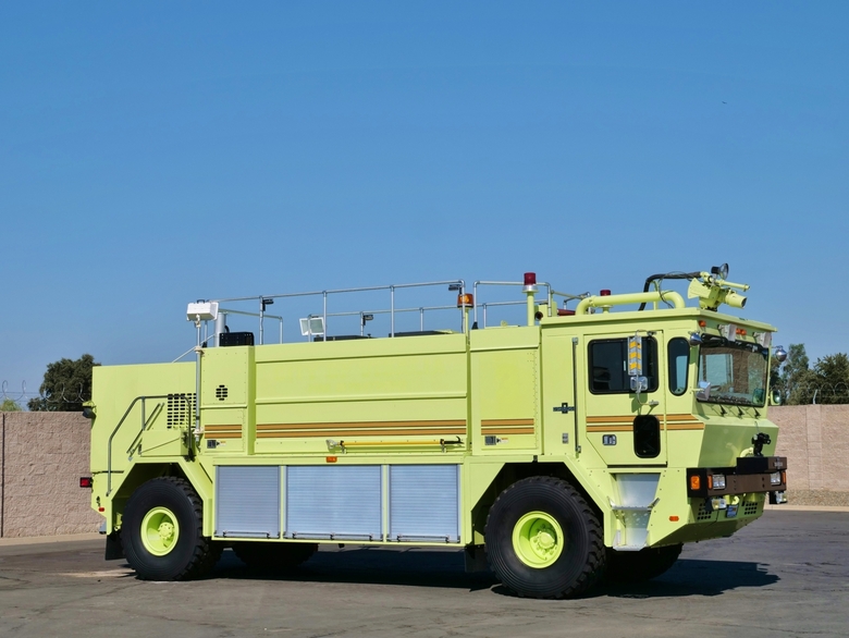 1997 Oshkosh T-1500 4x4 ARFF Aircraft Rescue Truck