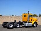1999 Freightliner FLD Tandem Axle Cab & Chassis