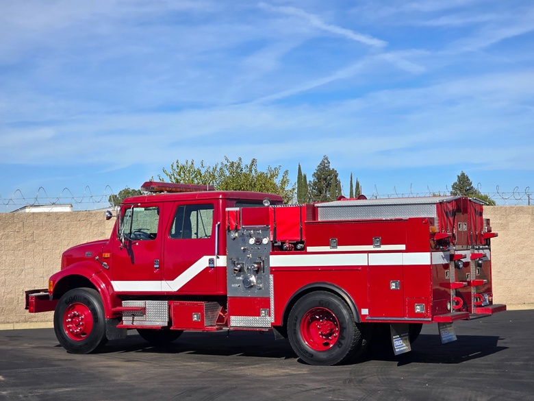 1999 International 4900 Type 3 Fire Pumper