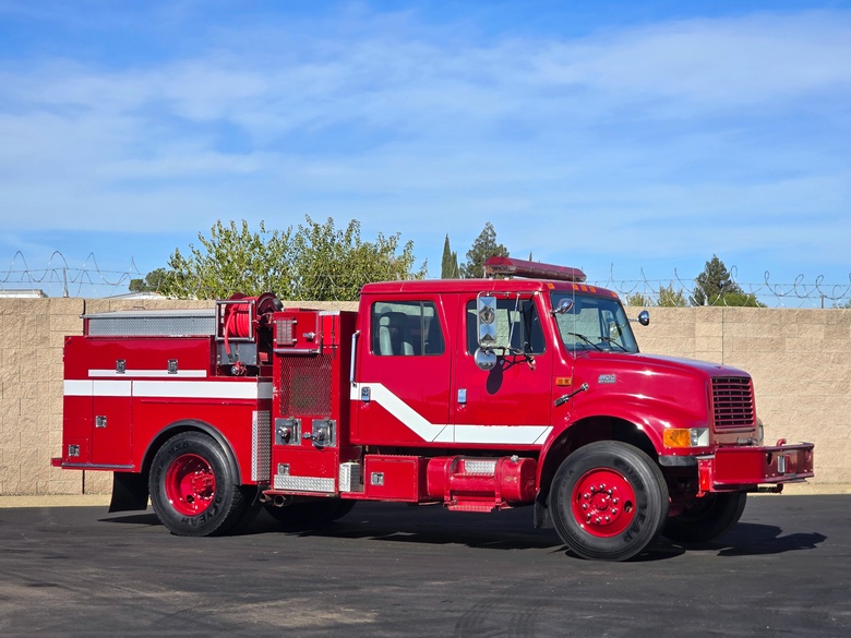 1999 International 4900 Type 3 Fire Pumper