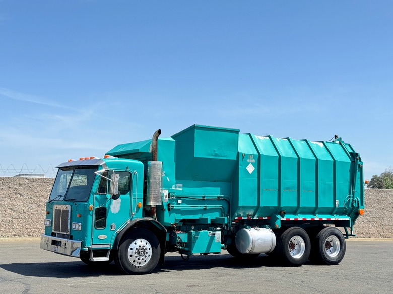 2000 Peterbilt Amrep Side Load Garbage Truck