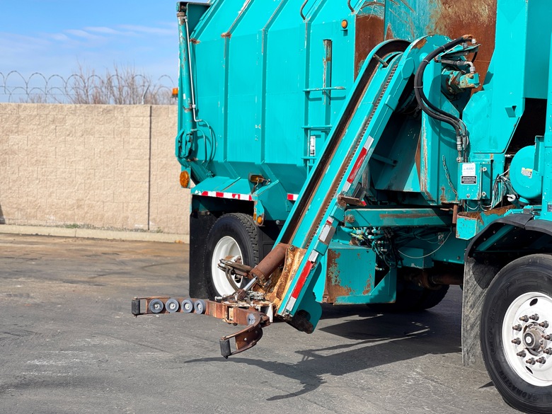 2001 Peterbilt 320 Amrep Automated Side Loader Garbage Truck