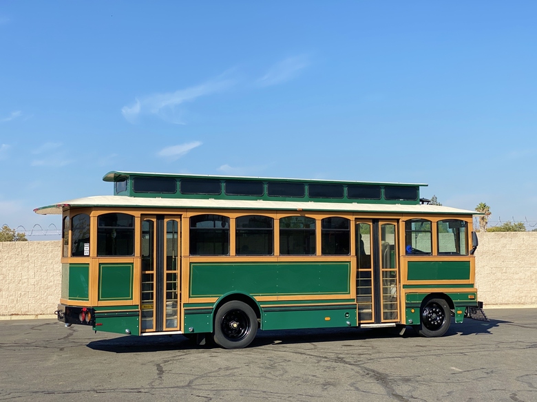2002 Freightliner MB55 Chance Coach 27 Passenger Trolley Bus