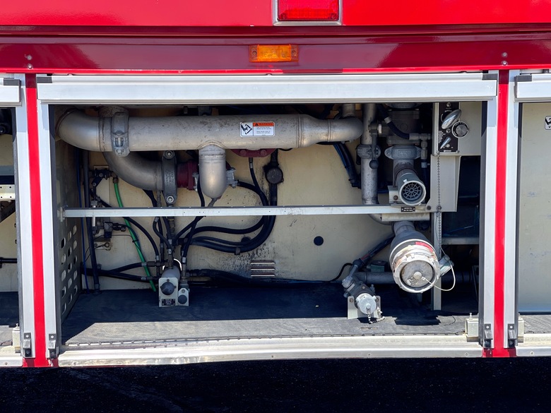 2005 Oshkosh T-1500 4x4 Aircraft Rescue Truck