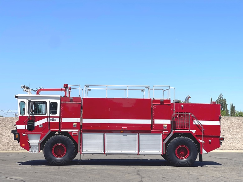 2005 Oshkosh T-1500 4x4 Aircraft Rescue Truck