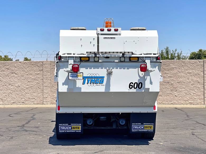 2005 International 4300 Tymco 600 BAH Air Street Sweeper