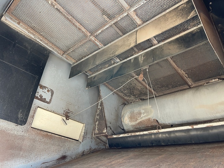 2005 International 4300 Tymco 600 BAH Air Street Sweeper