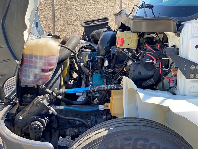 2005 International Petersen TL-3 Grapple Truck