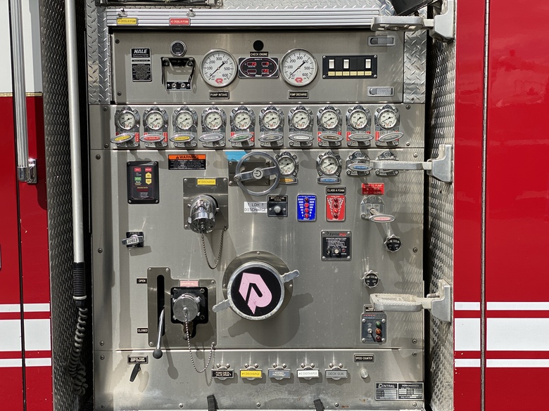 2005 HME 500/1500/20 Fire Rescue Pumper
