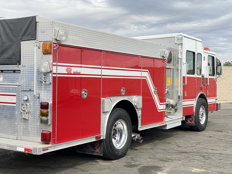 2005 HME 500/1500/20 Fire Rescue Pumper