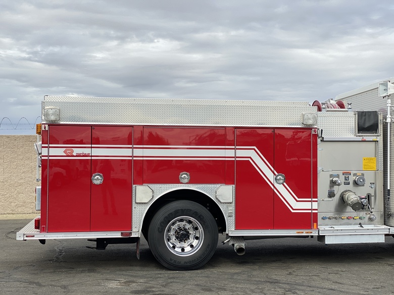 2005 HME 500/1500/20 Fire Rescue Pumper