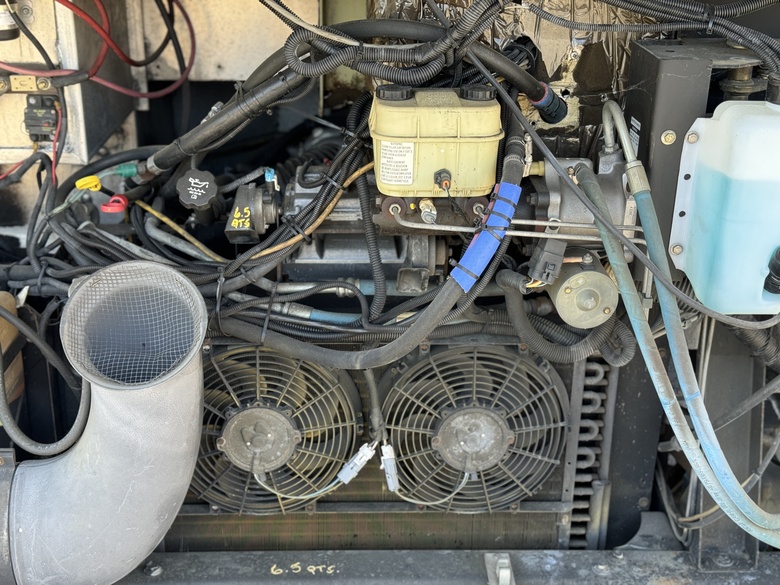 2005 GMC Workhorse W20 Altec LS40 Telescopic Bucket Truck