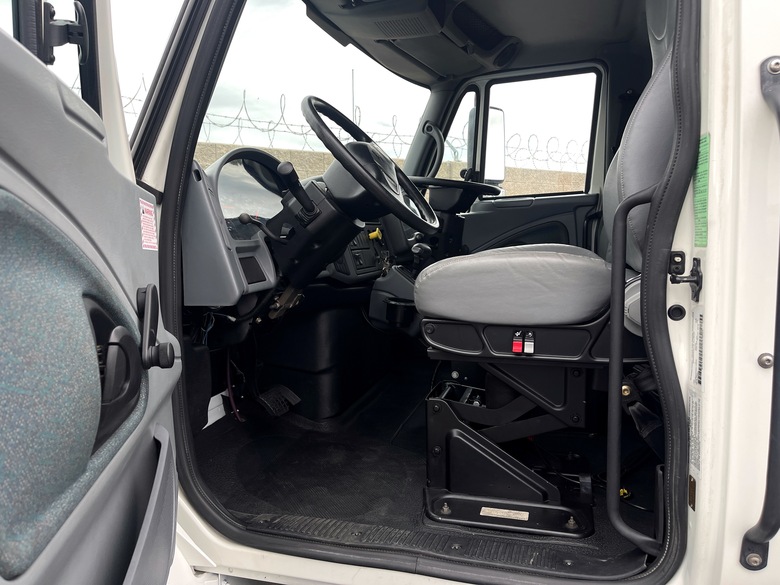 2006 International 4200 Tymco 500X Regenerative Air Street Sweeper