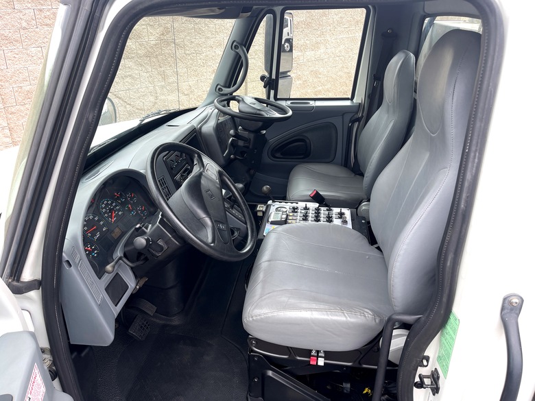 2006 International 4200 Tymco 500X Regenerative Air Street Sweeper