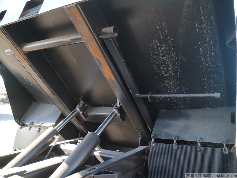 2009 GMC Schwarze A9000 CNG Air Street Sweeper