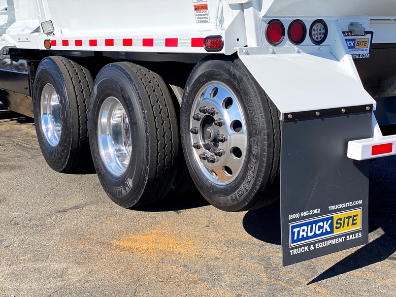 2009 Autocar New Way Mammoth 40 YD CNG Front Loader