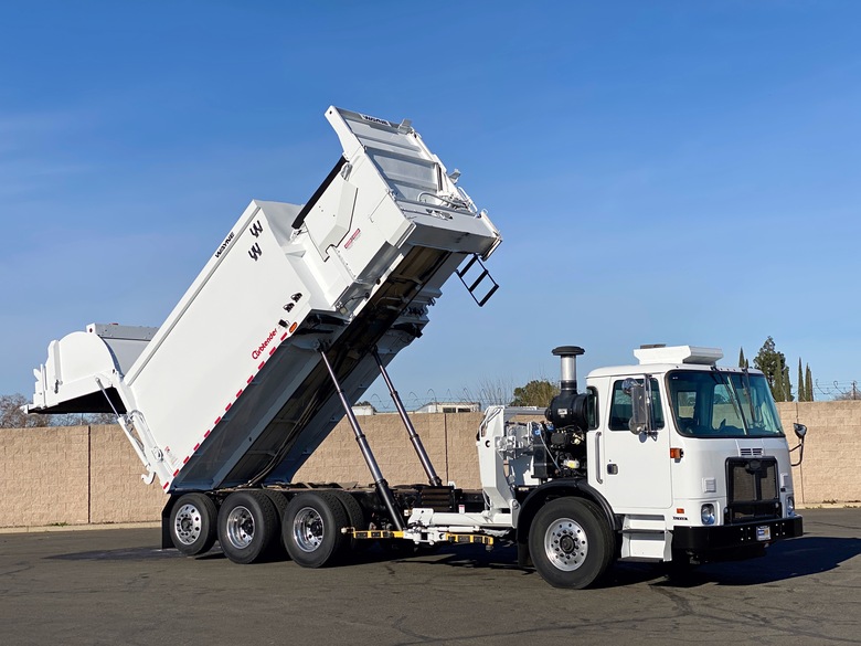 2011 Autocar Wayne Curbtender 31 Yard Side Loader Garbage Truck