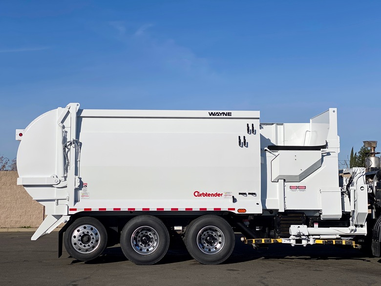 2011 Autocar Wayne Curbtender 31 Yard Side Loader Garbage Truck