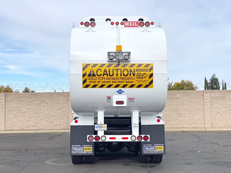 2011 Peterbilt Heil Rapid Rail 33 YD CNG ASL Garbage Truck