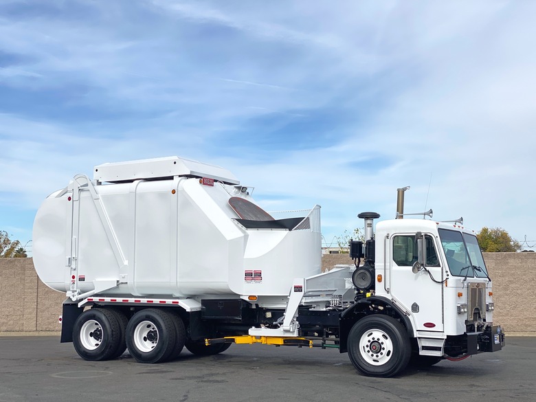 2011 Peterbilt Heil Rapid Rail 33 YD CNG ASL Garbage Truck