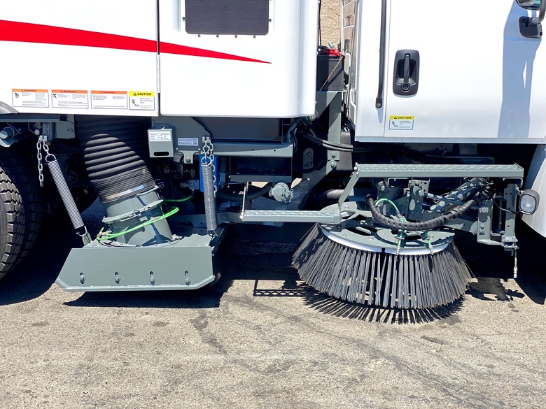2011 International 4300 Elgin Crosswind Air Street Sweeper