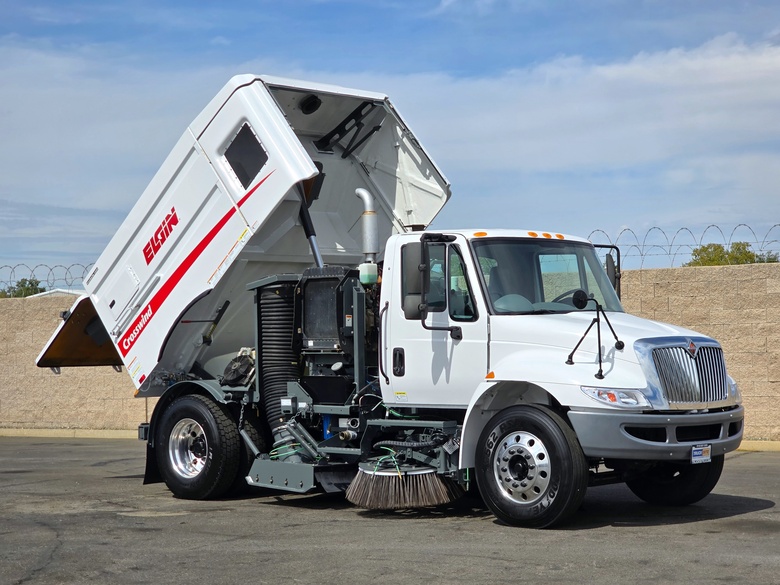 2011 International Crosswind Vacuum Street Sweeper