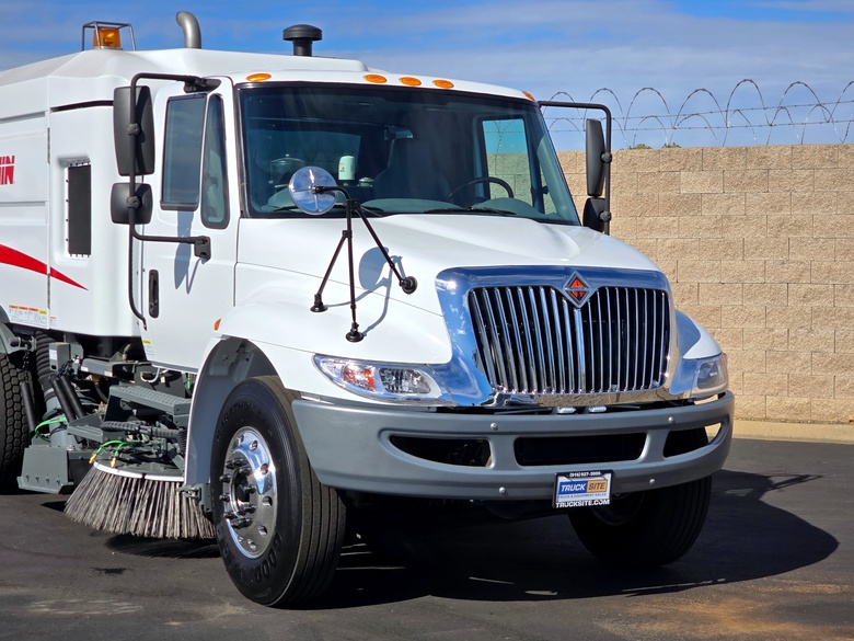 2011 International 4300 Elgin Crosswind J Street Sweeper
