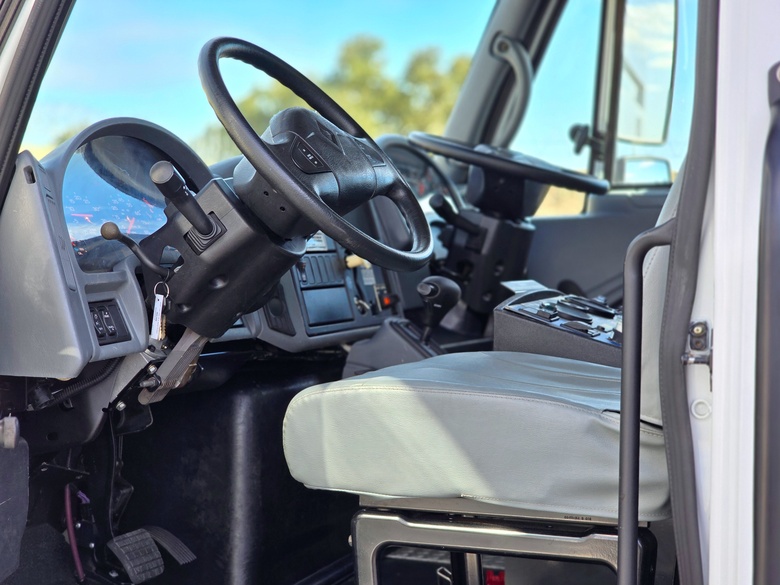 2011 International 4300 Elgin Crosswind J Street Sweeper