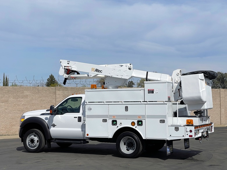 2012 Ford F550 Altec AT37G Articulating Bucket Truck