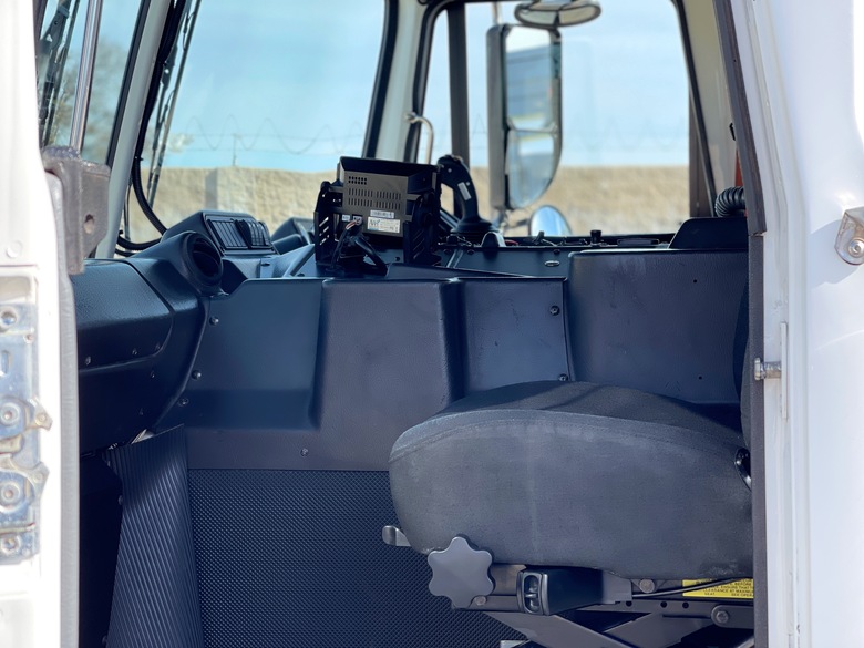 2014 Autocar CNG Labrie Expert 2000 31 YD ASL Garbage Truck