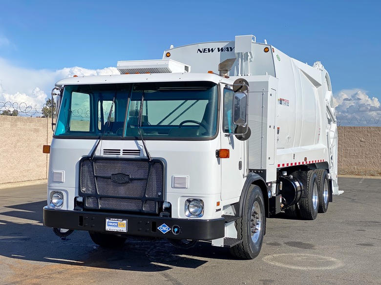 2014 Autocar New Way 25 Yard CNG Rear Loader Garbage Truck