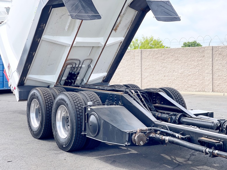 2014 Autocar CNG Labrie Expert 2000 31YD ASL Garbage Truck