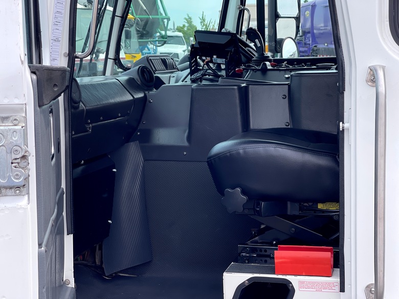 2014 Autocar CNG Labrie Expert 2000 31YD ASL Garbage Truck