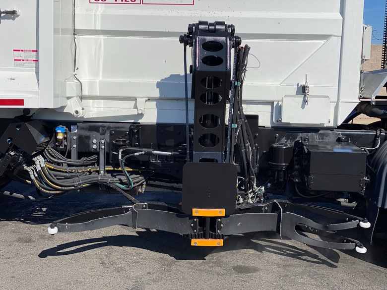 2015 Autocar Xpeditor McNeilus CNG 35 YD ASL Garbage Truck