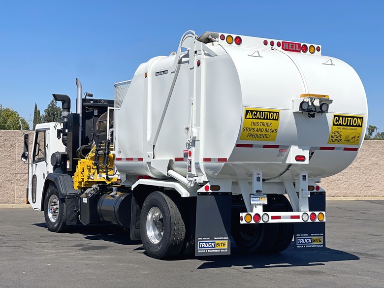 2016 CCC LET Heil Rapid Rail 22 YD Single Axle Side Loader