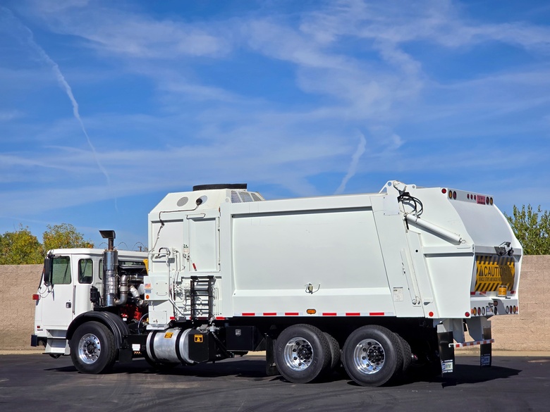 2016 Autocar Xpeditor Heil ASL 33 YD Garbage Truck