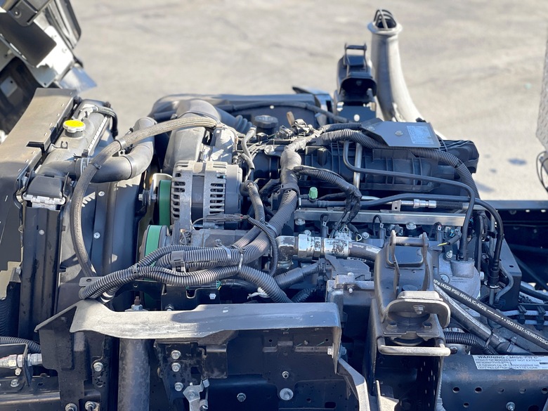 2016 Isuzu NPR CDU Container Delivery