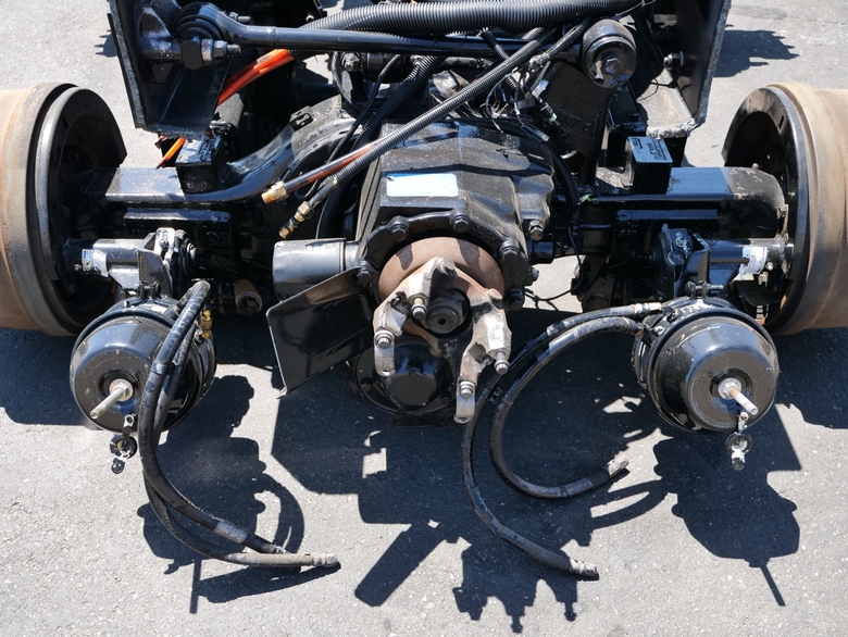 Meritor/Rockwell RT 40/145P Tandem Rear Axle & Ridewell Suspension