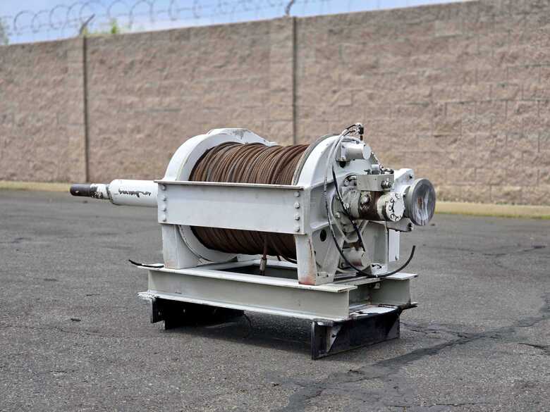 Braden BP200B Hydraulic Winch with Levelwind