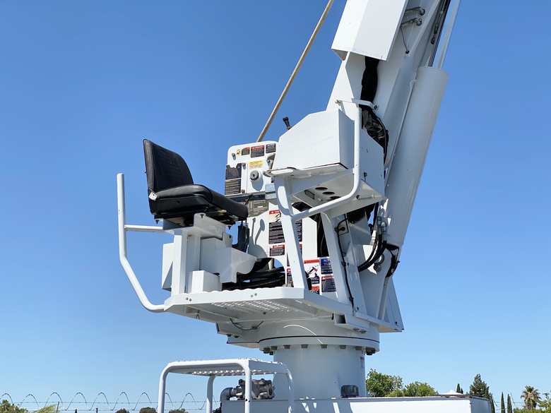 2014 Altec DC47-TR Digger Derrick Rear Mounted Body