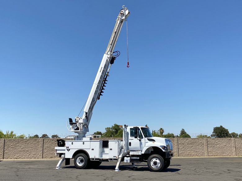 2014 Altec DC47-TR Digger Derrick Rear Mounted Body