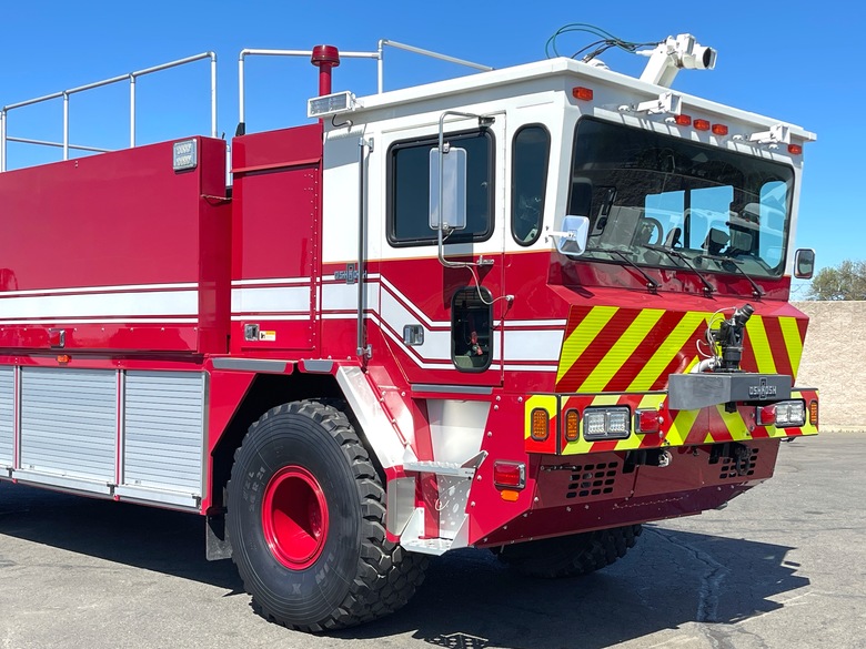2004 Oshkosh T-1500 4x4 Aircraft Rescue Truck