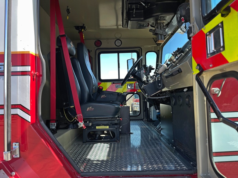 2004 Oshkosh T-1500 4x4 Aircraft Rescue Truck