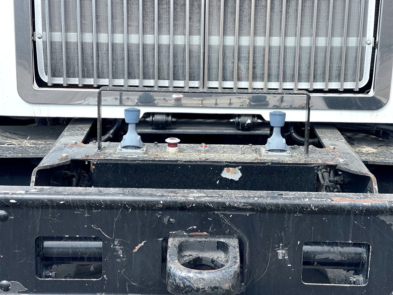 Altec D3060ATR Digger Derrick Body