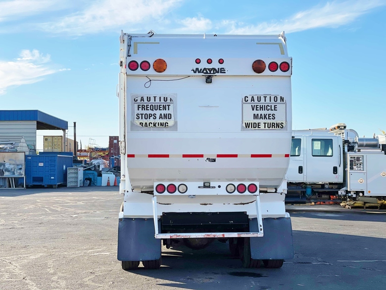 Wayne Curbtender 27 Yard Side Loader Body & Arm