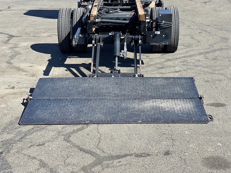 Maxon Tuk-A-Way 2,500 lbs Liftgate